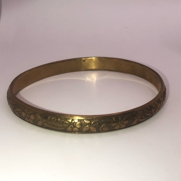 Vtg Floral Flower Design Etched Imprinted Bangle 8.5” / 2.9” Diameter - Picture 3 of 6